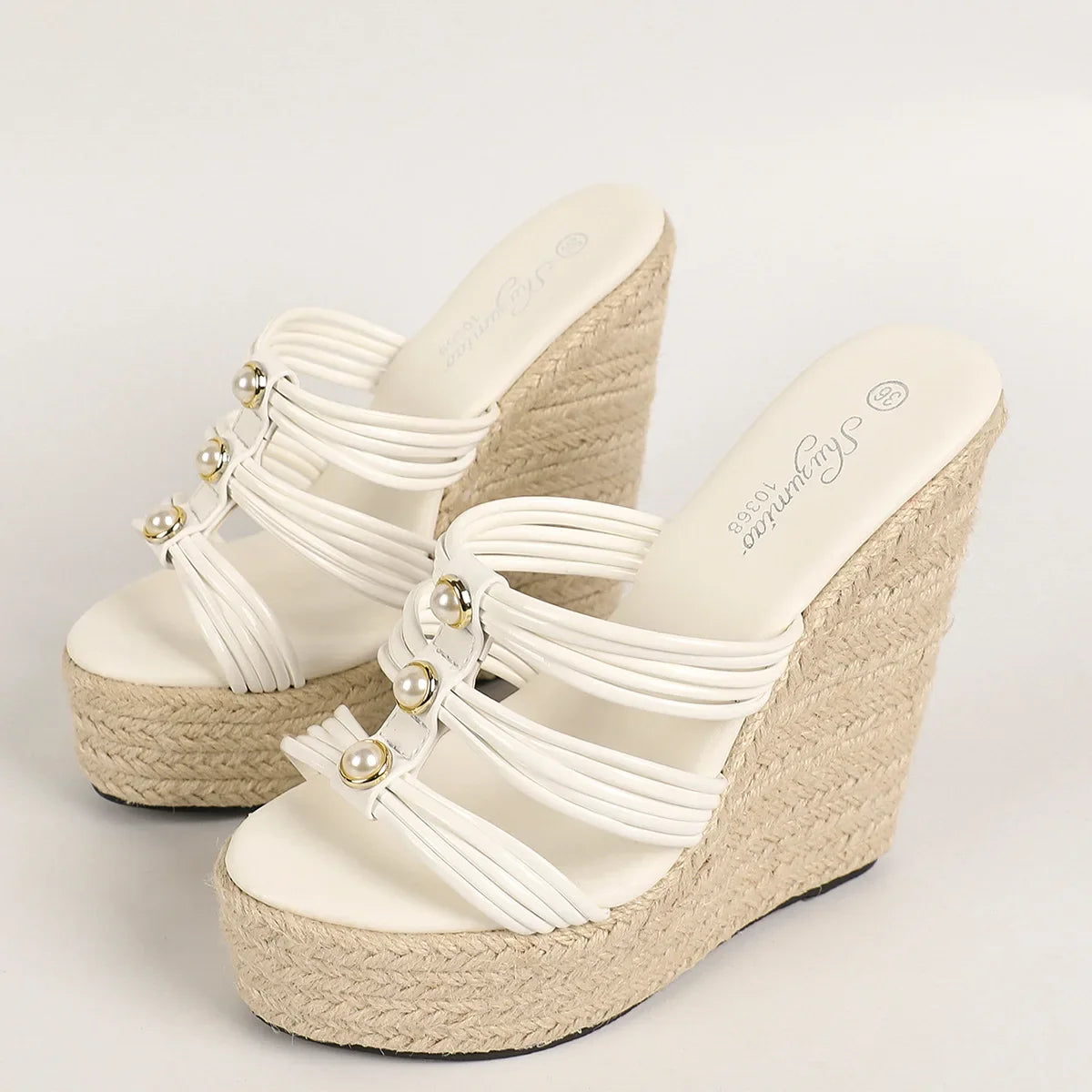 Crush Recall Wedges Sandals