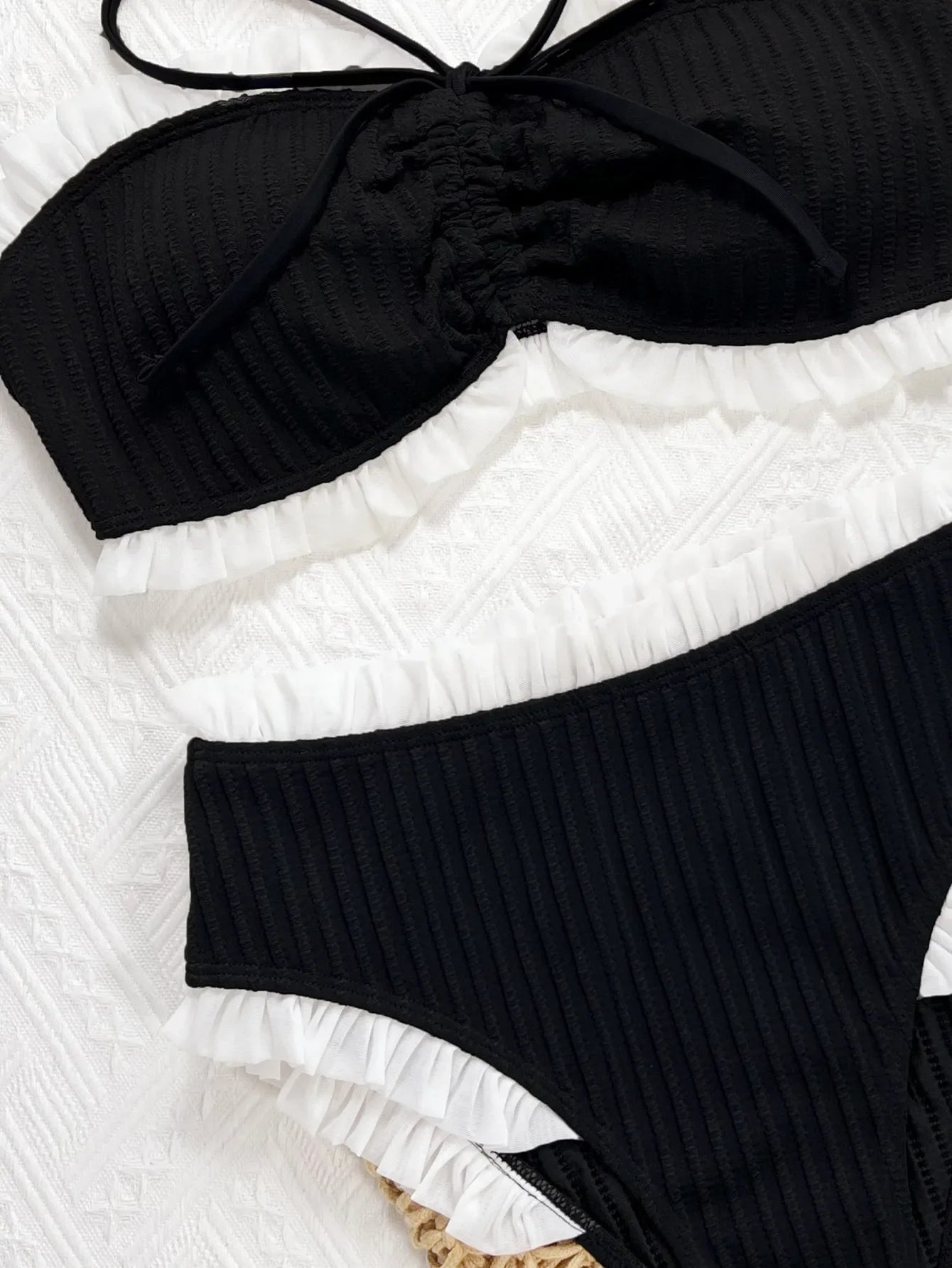 Frilled Ruffle Wrinkled Bandeau Bikini