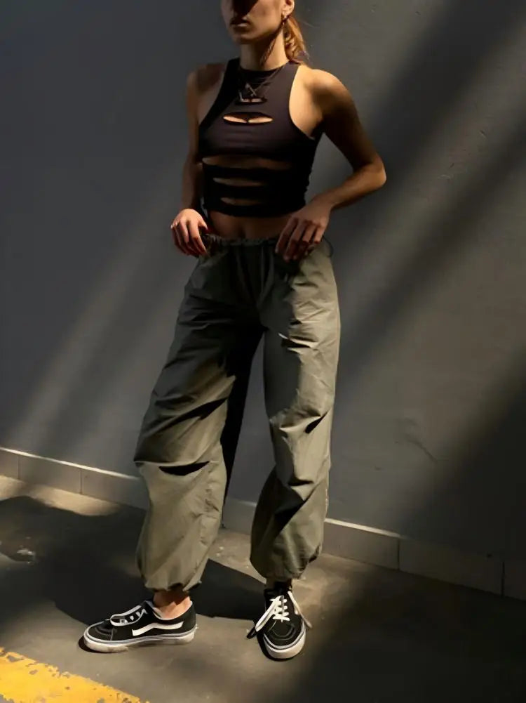 Cut Out Tight-Fitting Sexy Crop Top