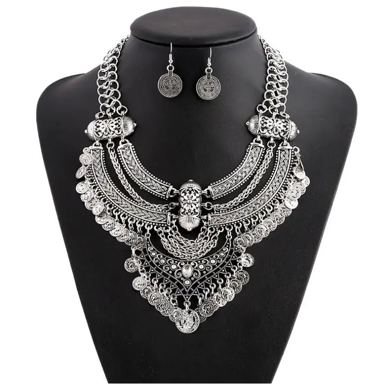 Luxe Love Affair Statement Necklace
