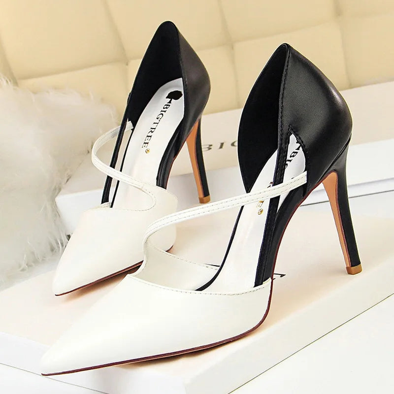 Sarcasm in The Classroom Stiletto