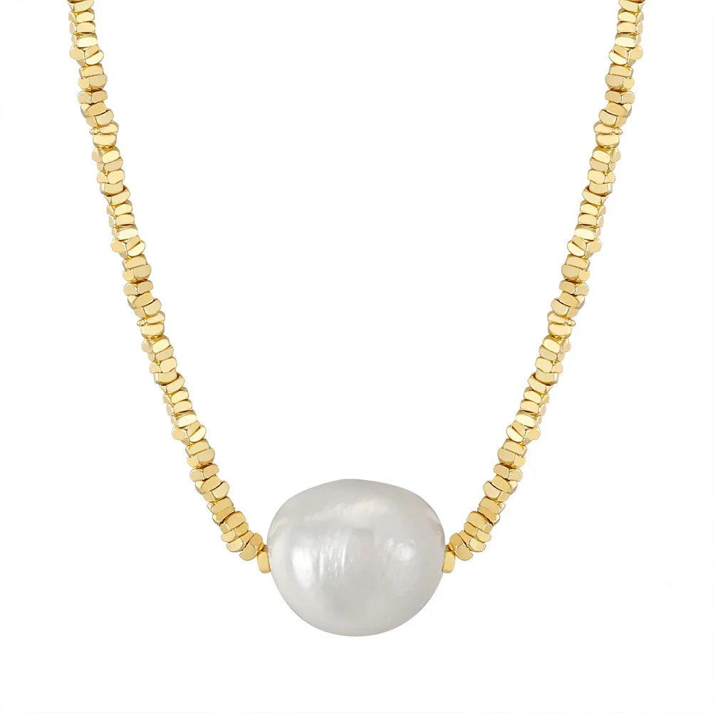 Still Falling Up Pearl Necklace Set