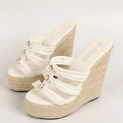 Crush Recall Wedges Sandals