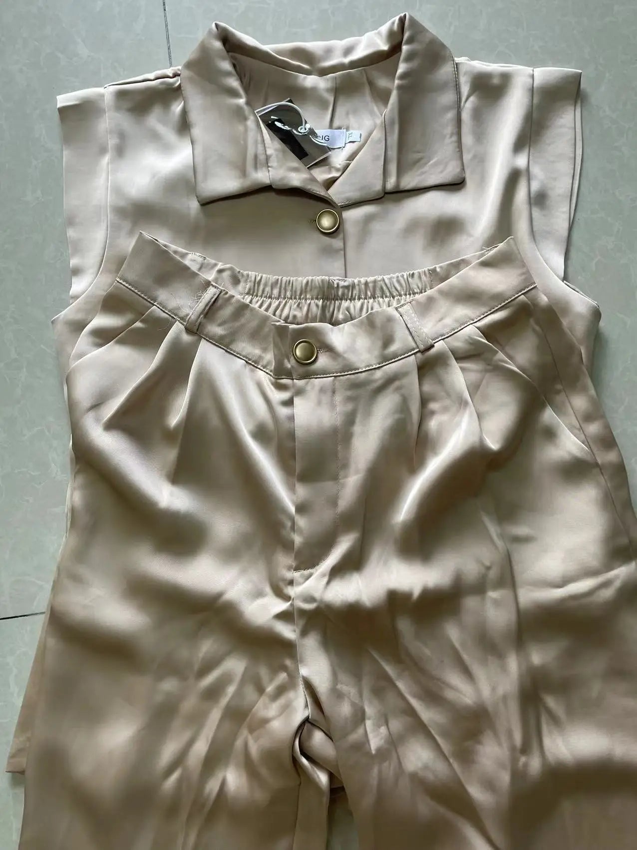 Nonsense But Chic Pants Set