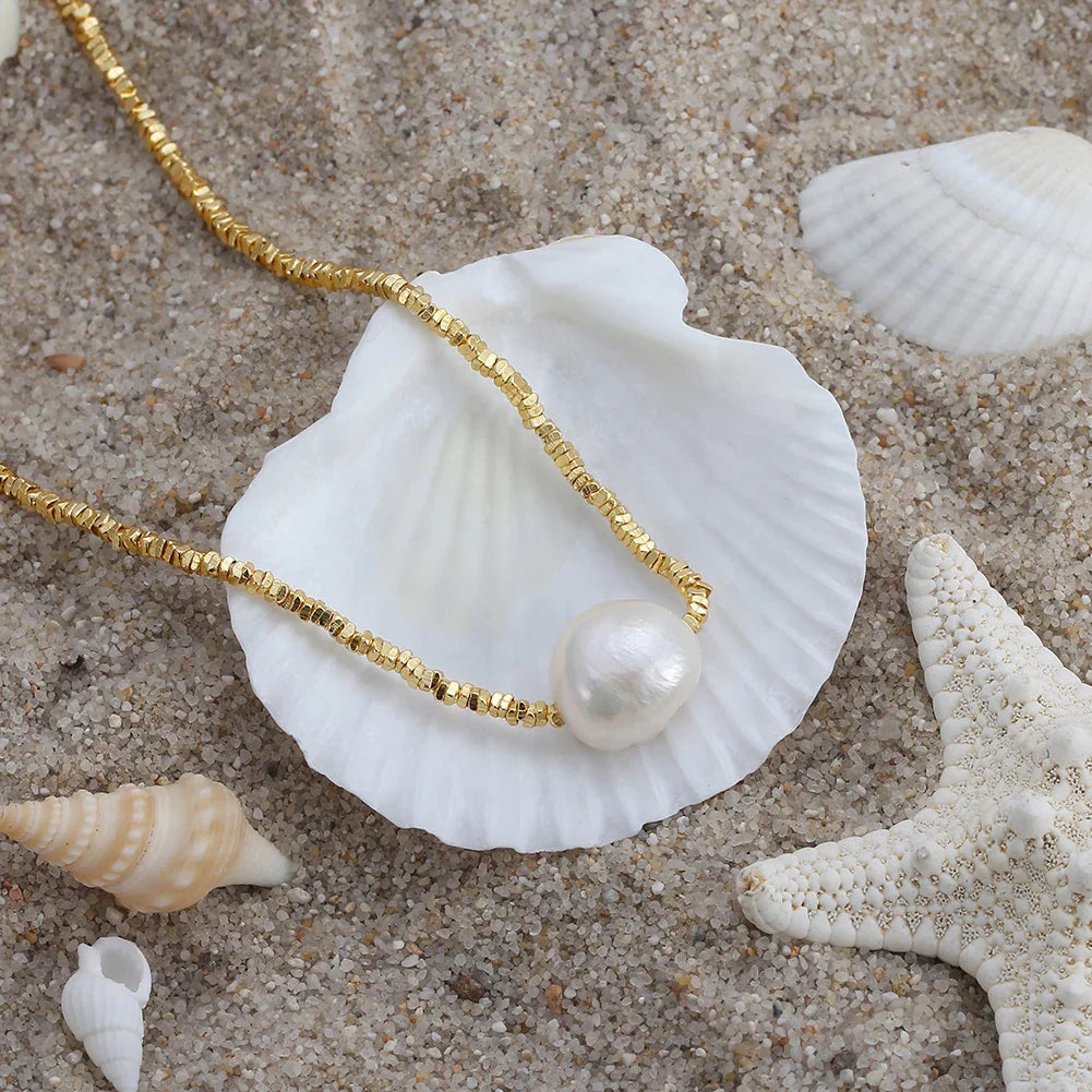 Still Falling Up Pearl Necklace Set