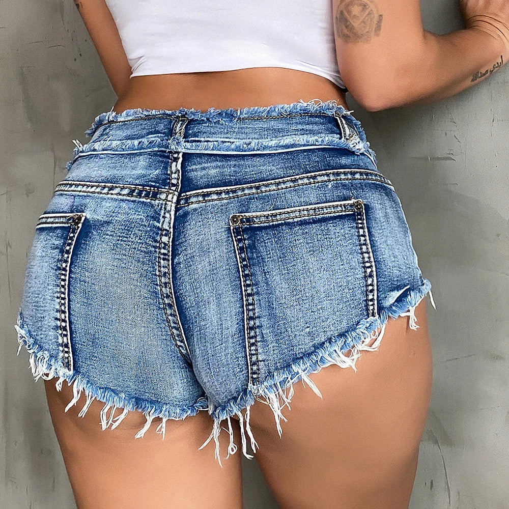 Into Cloud Nine Shorts