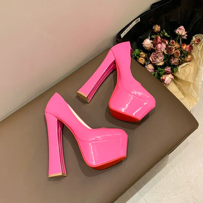Hearts Alight Pump Shoes