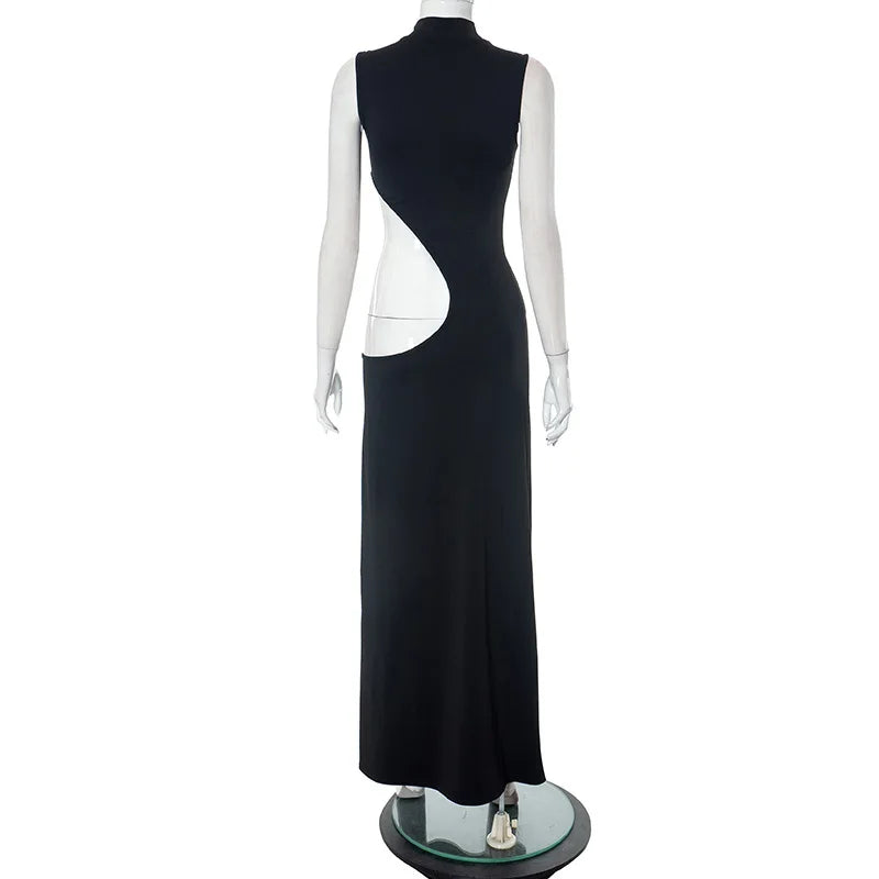 Dark Reliance Maxi Dress