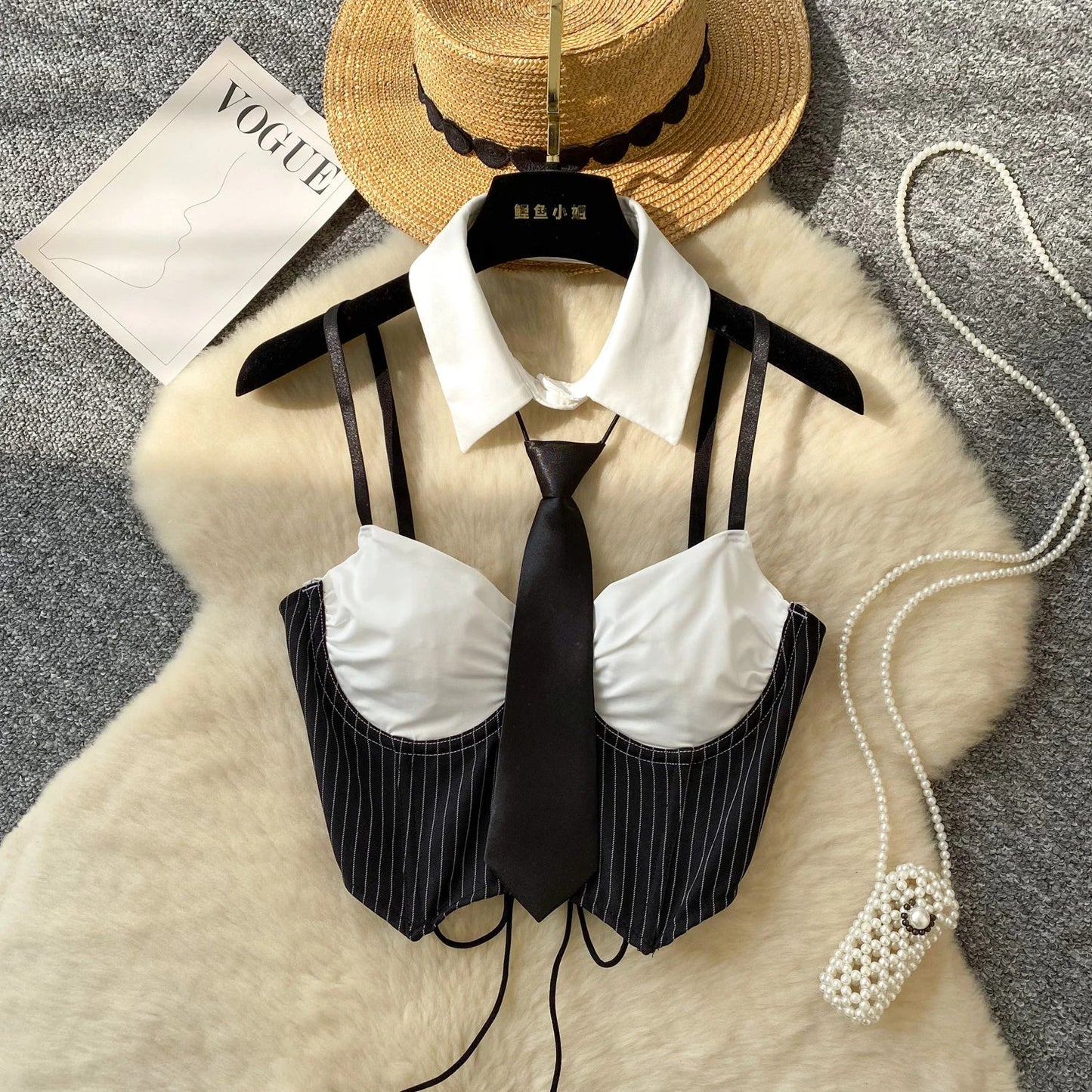 Mode Kiss Crop Top