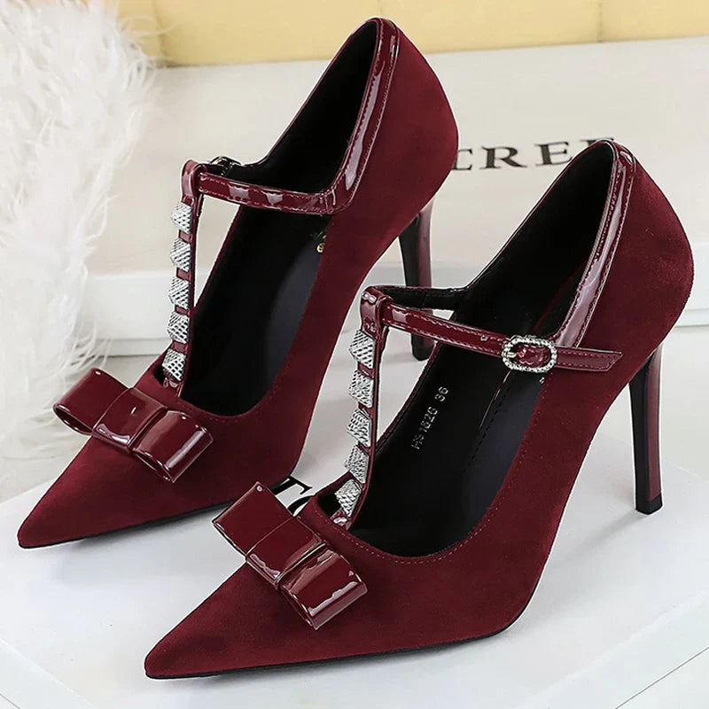 She Walks Away Pump Shoes