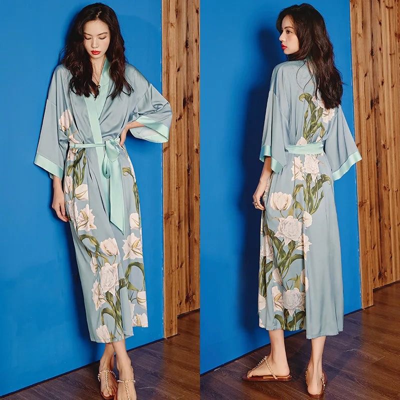Snooze Crown Sleeping Robe