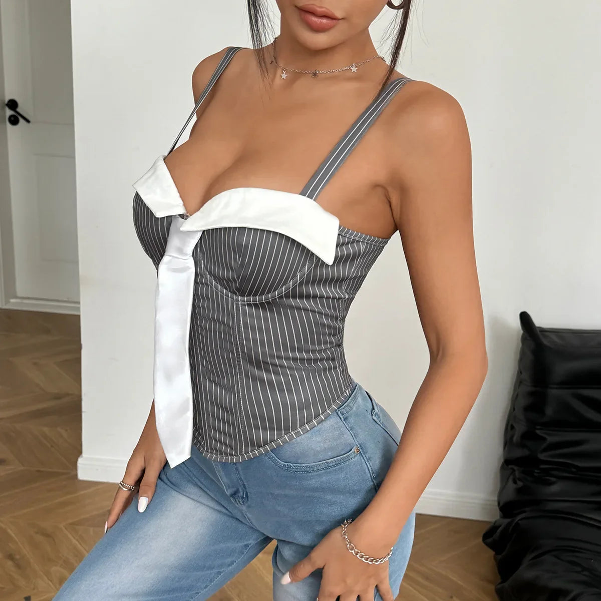 Hard To Ignore Ya Bustier