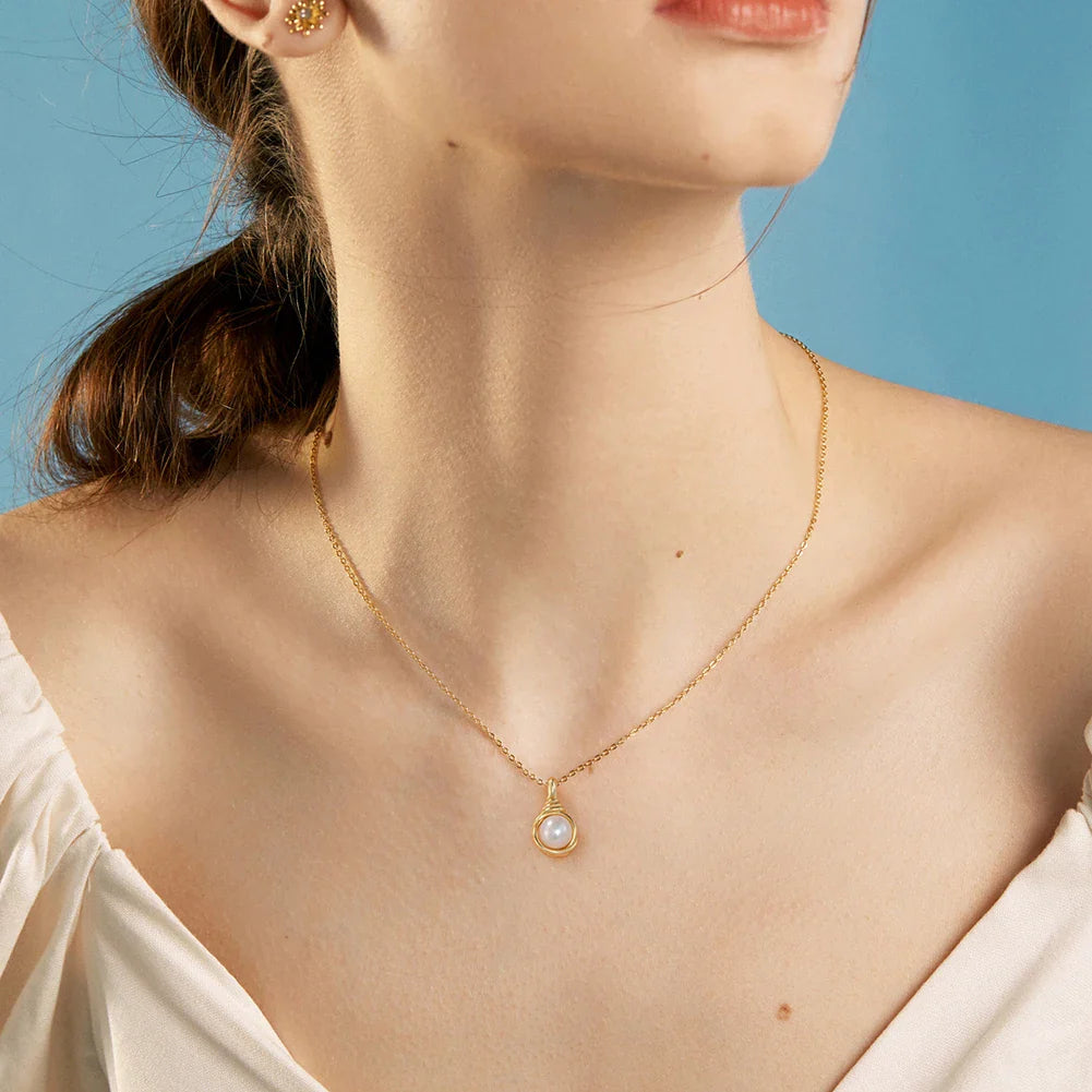 Pretty To The Core Pendant Necklace