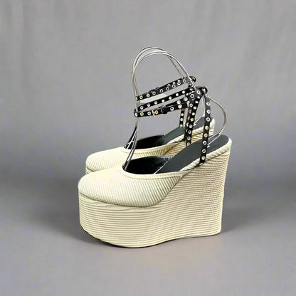 Spillproof Lies Wedges Sandals