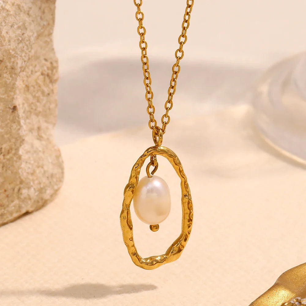 Dripping In Gold Pendant Necklace