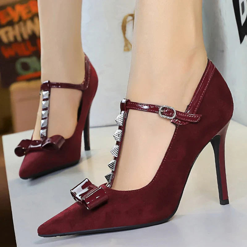 She Walks Away Pump Shoes