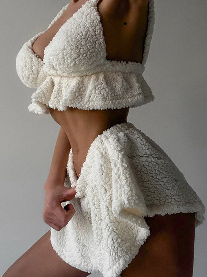 LIke A Dangerous Flower Pajamas Set