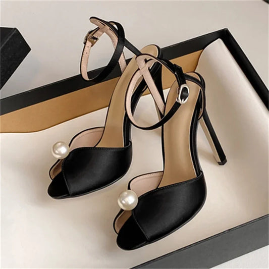 Beauty In The Heart Pump Sandals