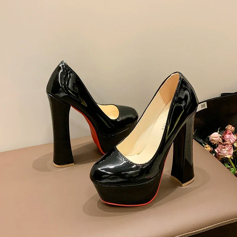 Hearts Alight Pump Shoes