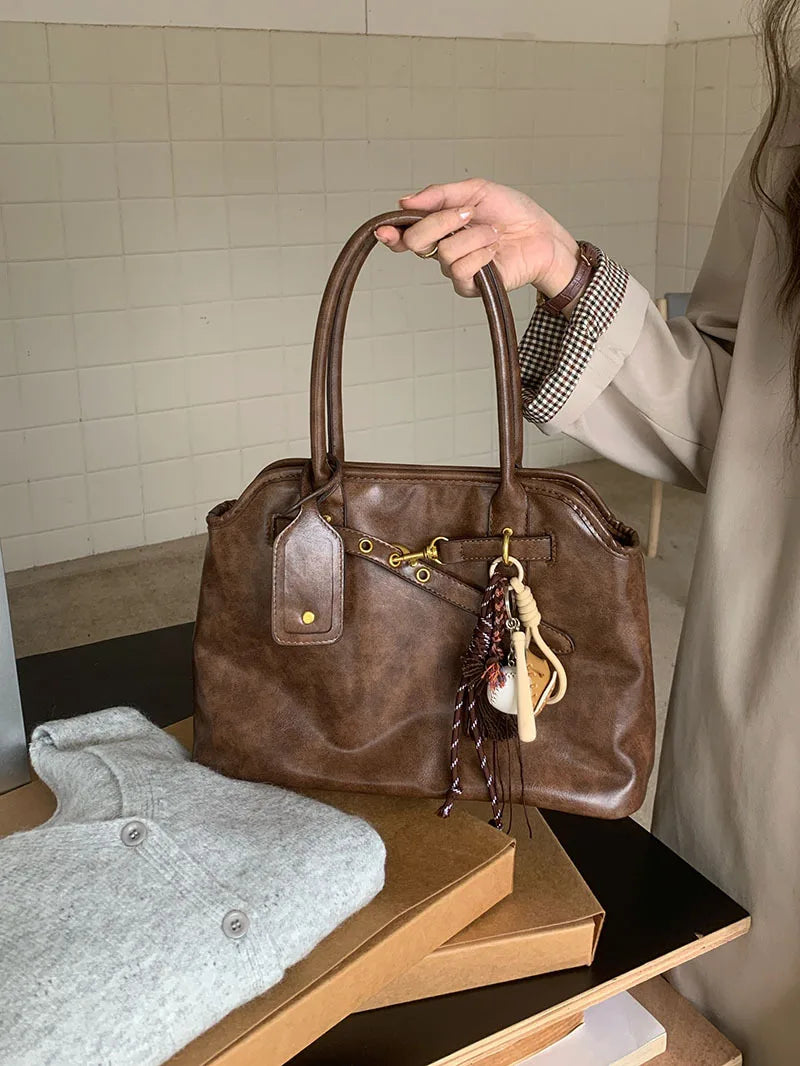 The Woman Decides Shoulder Bag