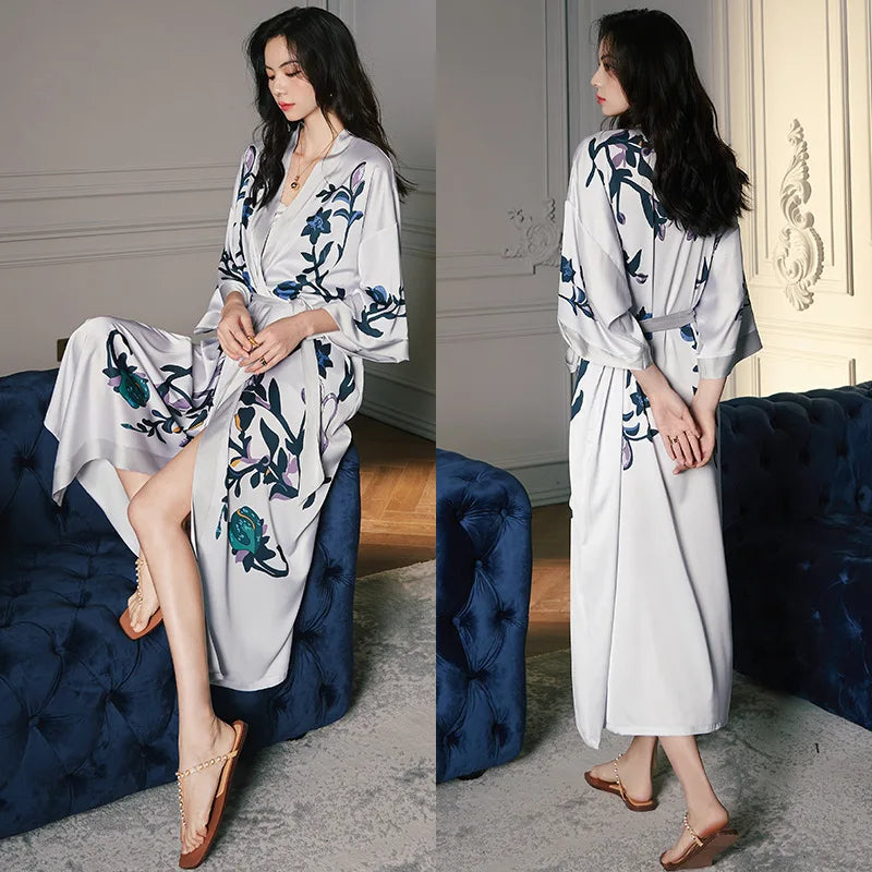 Snooze Crown Sleeping Robe