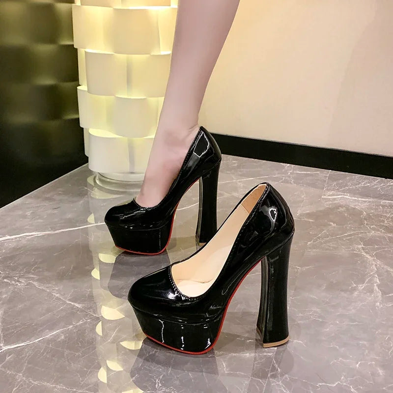 Hearts Alight Pump Shoes