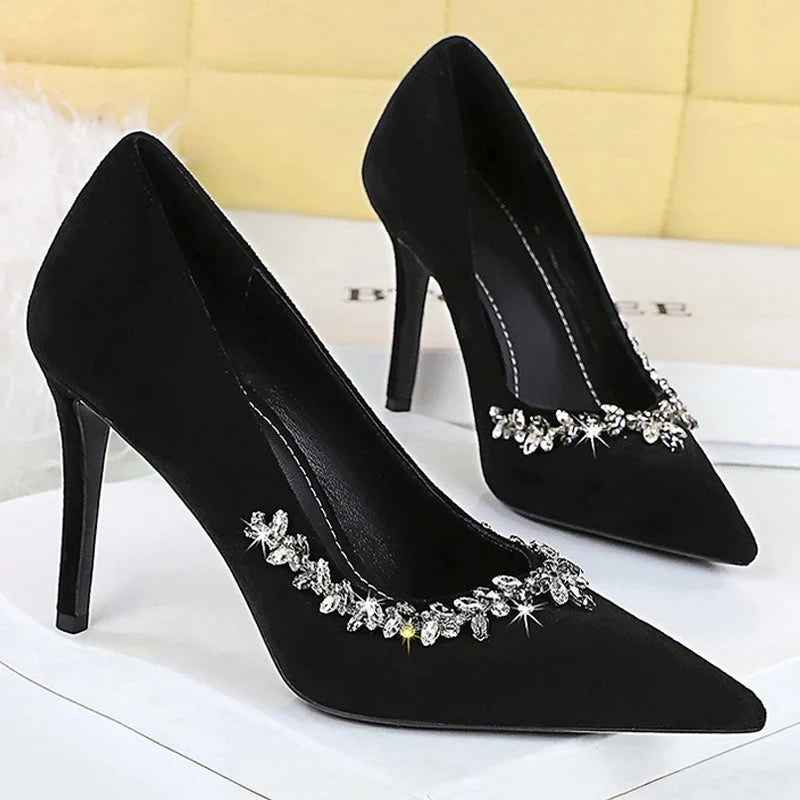 Hypnotic Height Pump Shoes