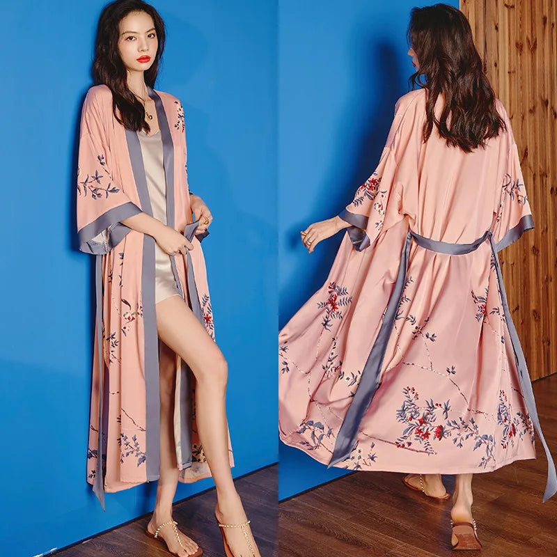 Snooze Crown Sleeping Robe