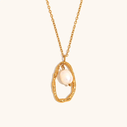 Dripping In Gold Pendant Necklace