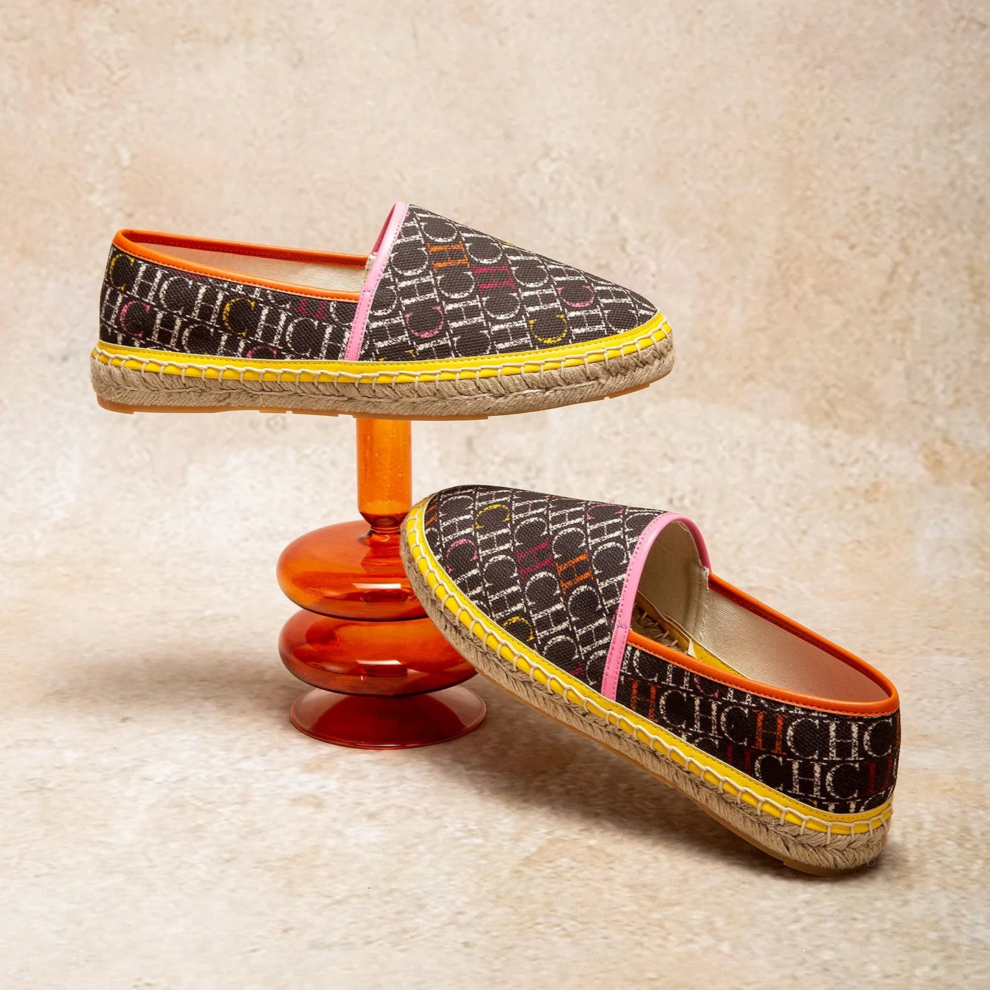 Letter Geometric Pattern Flat Loafers