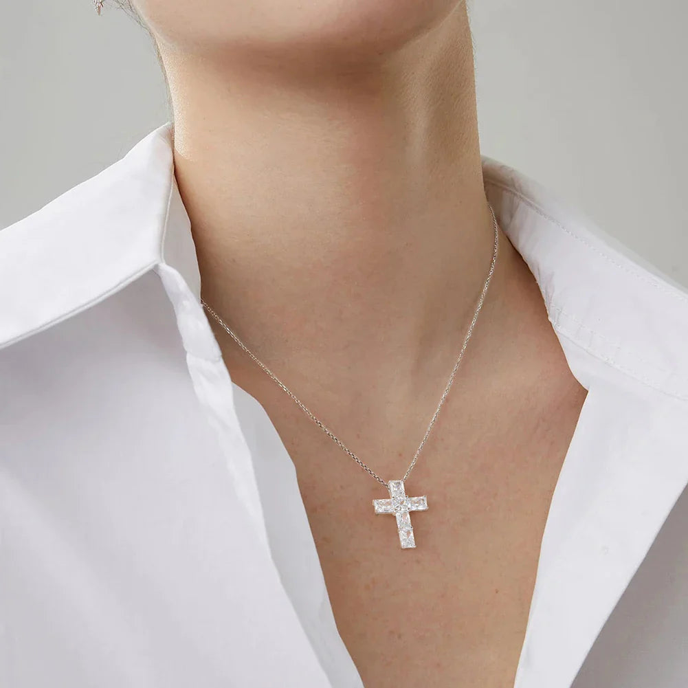 Looks Perfect Pendant Necklace