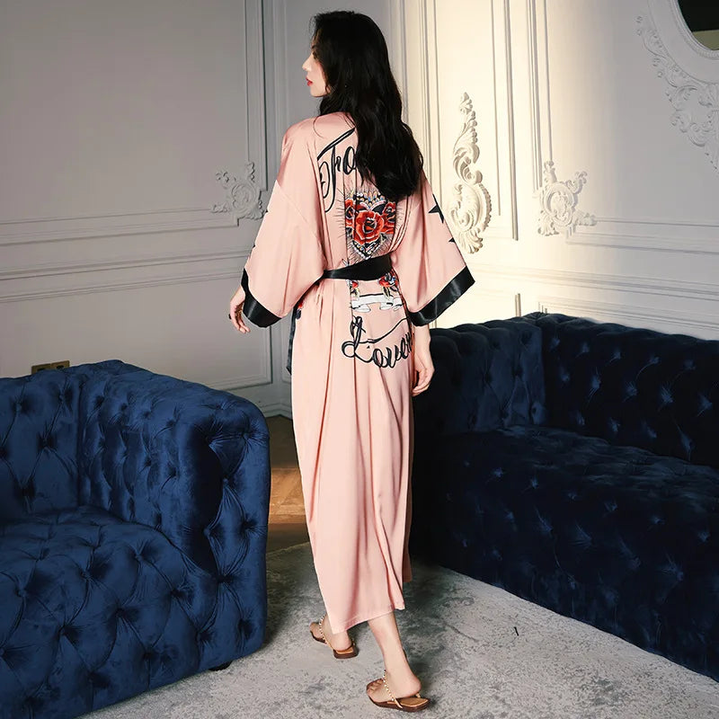 Snooze Crown Sleeping Robe