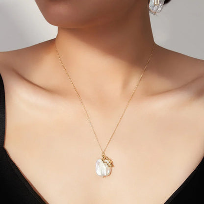 Last Kiss Still Pendant Necklace Set