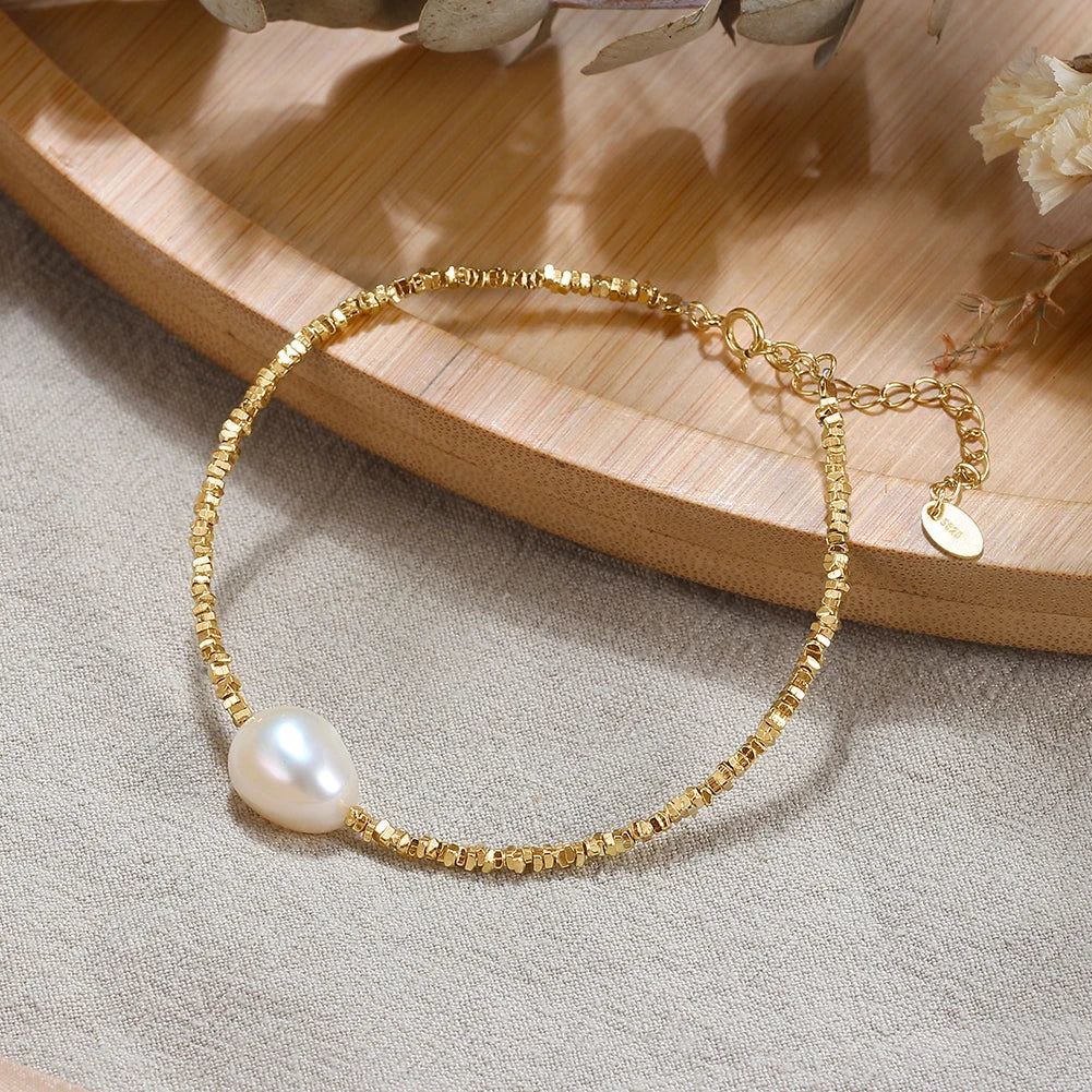 Still Falling Up Pearl Necklace Set