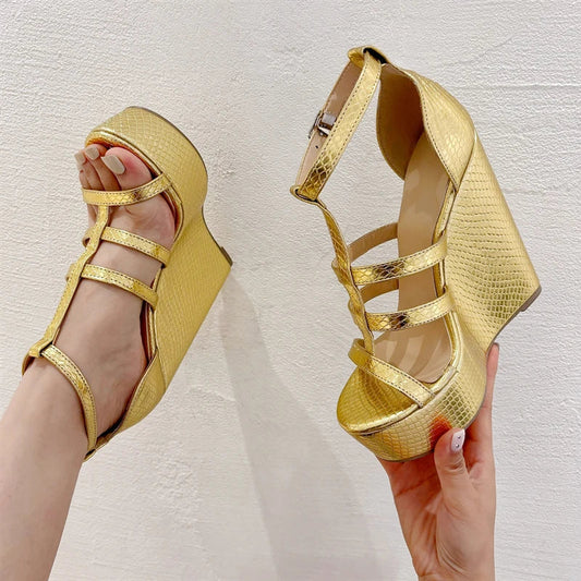 Bubbly Highs Wedges Sandals