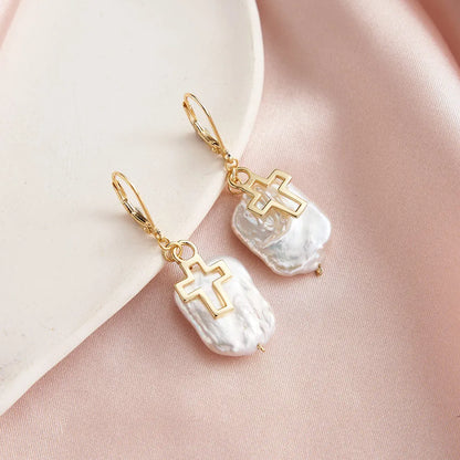 Last Kiss Still Pendant Necklace Set