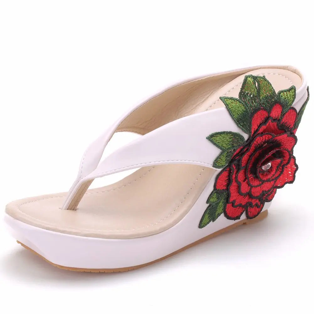 Run Free Run Wild Wedges Sandals