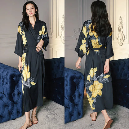 Snooze Crown Sleeping Robe